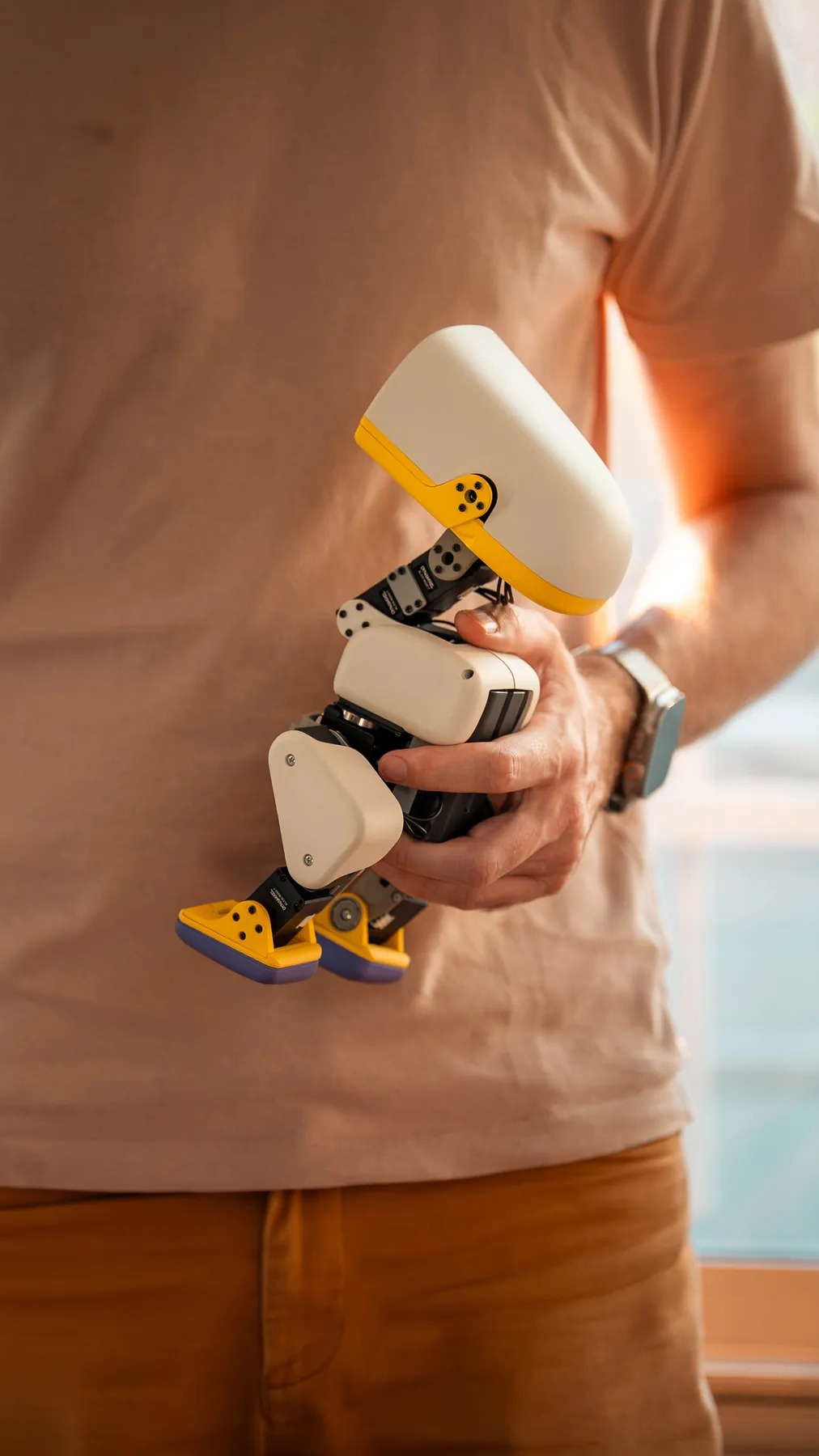Microduck Made to move · Ready to learn Microduck Made to move · Ready to learn